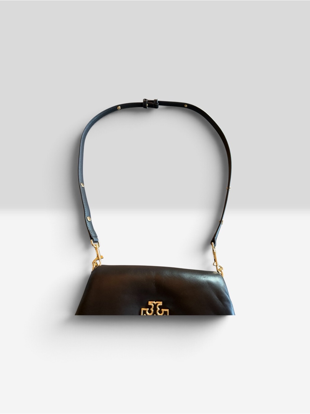 Tory Burch Black Leather Shoulder Bag with Gold Logo - Picture 2 of 4